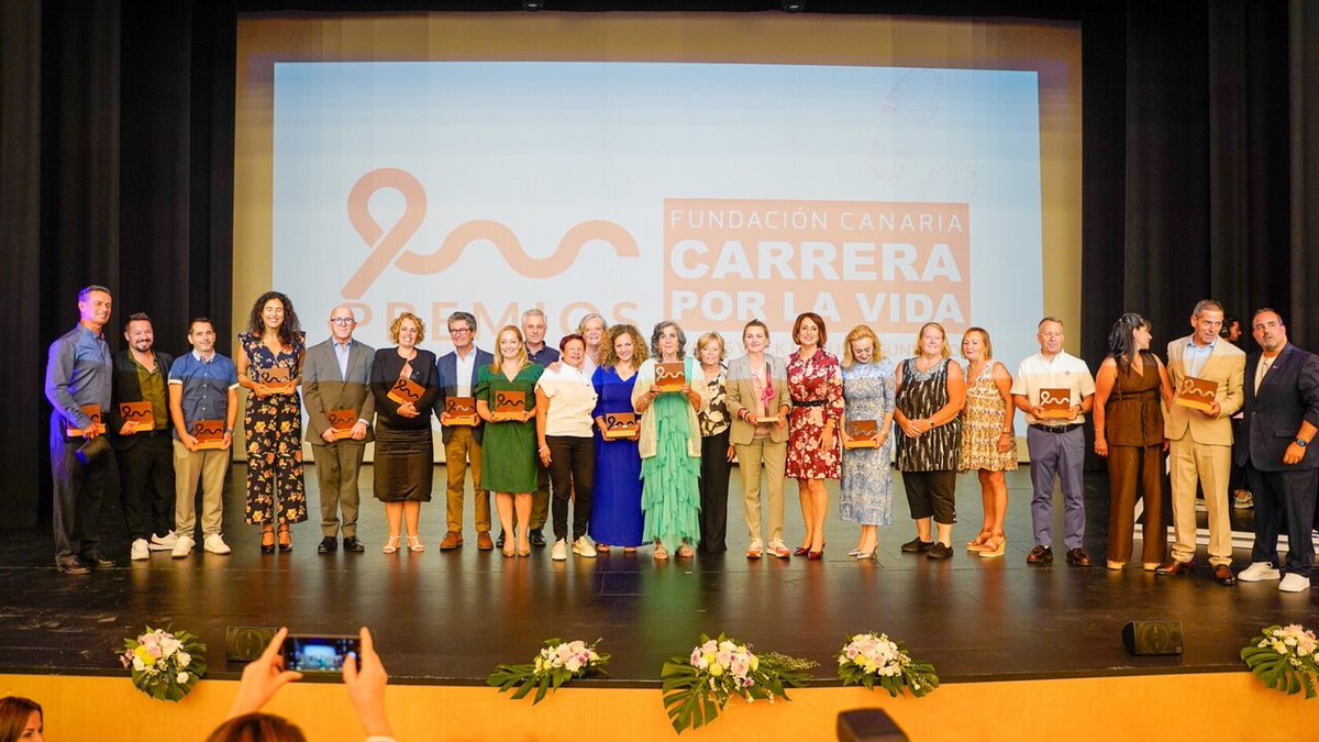 Una gala para celebrar 20 años de Carrera por la Vida

Más información: ift.tt/GVOdvw8