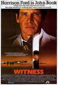 merlinpapin3's tweet photo. .@FredOL69007 Ce soir sur @ARTEfr le film #Whitness de Peter Weir (1985) avec Harrison Ford Kelly McGillis Josef Sommer Lukas Haas Jan Rubes Alexander Goudounov Danny Glover
Rachel, amish de Pennsylvanie, vient de perdre son mari. La jeune veuve va rendre visite à sa soeur à Baltimore. Flanquée de son fils Samuel, elle s'aventure dans un monde tout nouveau pour le garçonnet. Il y a là électricité, automobiles, locomotives, exemples d'un progrès technologique que sa communauté rejette. Emerveillé, l'enfant ne perd pas une miette du spectacle qui l'entoure. En gare de Philadelphie, il est le seul témoin d'un meurtre, commis dans les toilettes. Au poste de police, l'inspecteur John Book lui présente des photos de suspects. Mais aucune ne correspond. Jusqu'à ce que son regard se pose sur une coupure de journal...