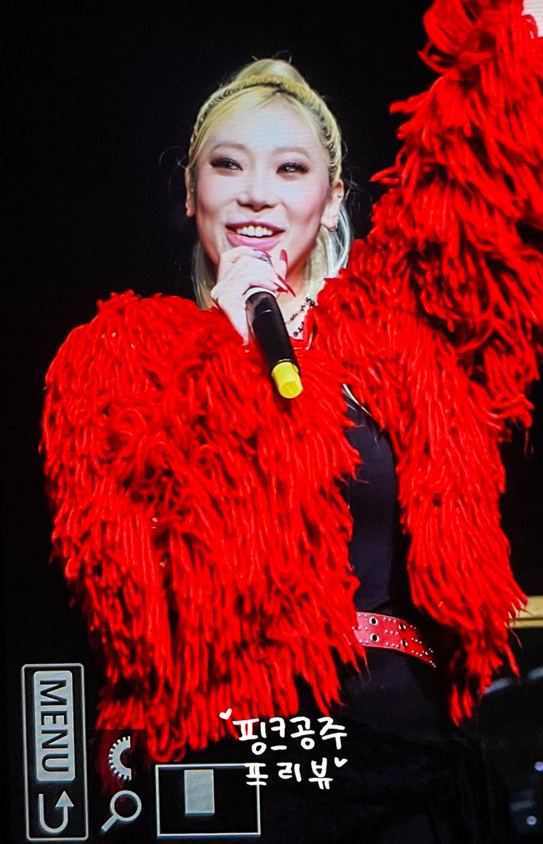 핑크데이 tweet media