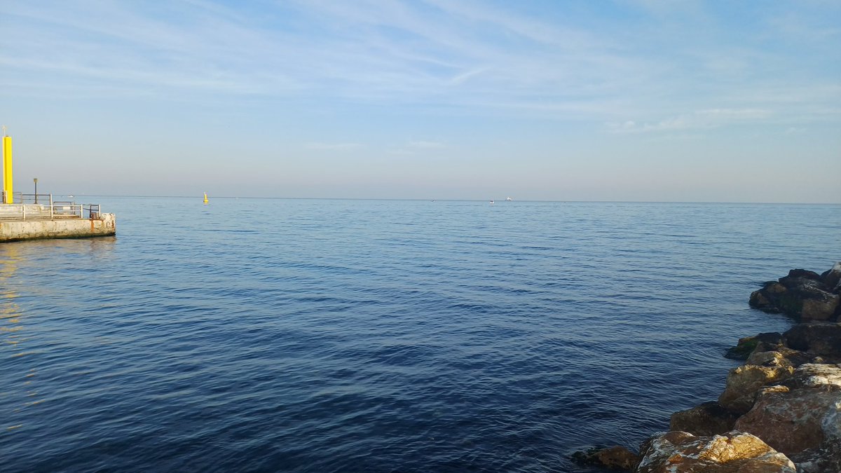 Rabbiniz O’dur ki, lutf u kereminden nasibinizi arayasınız diye sizin için denizde gemileri kolaylıkla akıtıp yüzdürür. Gerçekten O, size karşı çok merhametlidir.
Isra 66.Ayet
🖤