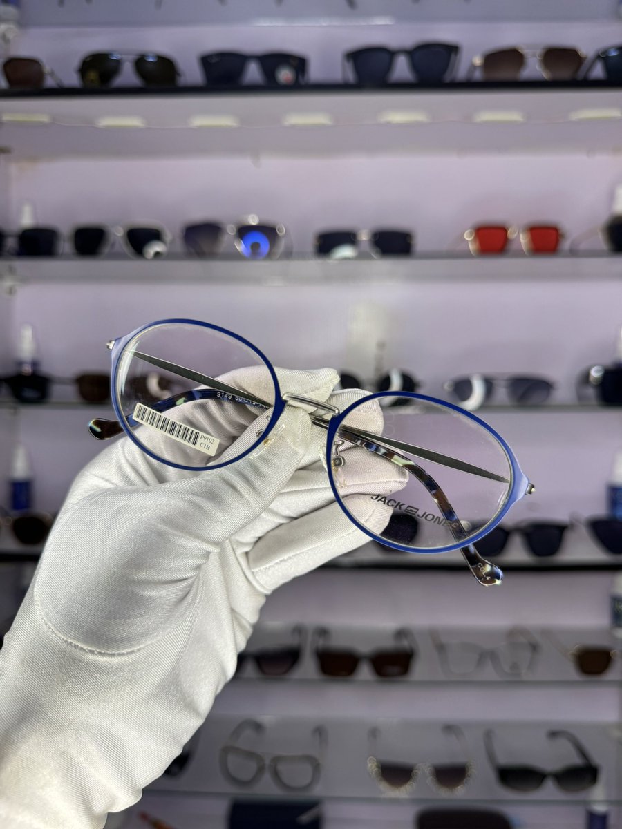 Sir_nercedee's tweet image. Limited Stocks🤓
High quality 
N5,000🏷️ 
Kano 📍 Nation wide deliver 🚚
07031300363 📞

Please repost and share 🔁🙏🏽