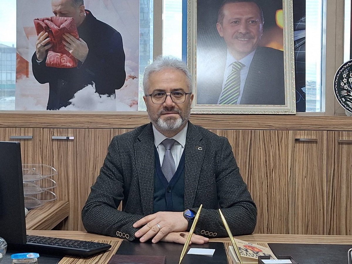 TUZLA İçin Nöbetteyiz. 🇹🇷

Bugün, İlçe Başkanlığımızda Yönetim Kurulu Üyemiz Mehmet SEVİM Nöbetçidir. 

Nöbet Saatimiz: 
⏰ 10.00-17.00

✍️ Soru, görüş ve önerileriniz için İlçe Başkanlığımızı ziyaret edebilir;

☎️0216 493 8 111 ’i arayabilirsiniz