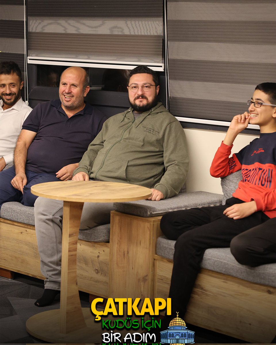 Kudüs İçin Bir Adım projesi kapsamında ;
Vahyin Şahitliğinde Kudüs ve Kudüs Muhafızı Hz.Ömer (ra) dersleri yapıldı.
Emeği geçen kardeşlerimize teşekkür ediyorum.
#kudüs