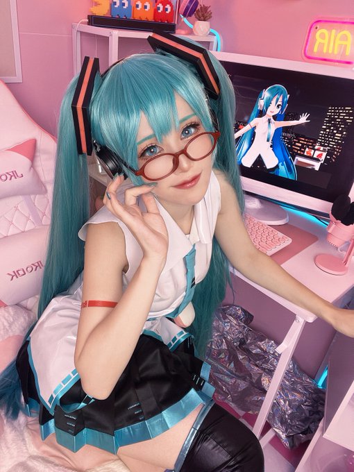 Twitterのコスプレ画像17