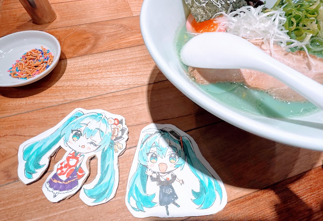 初音ミク 「コラボラーメン本日いただいてきましたよ!!爽やかな外見に反してまろやか濃厚なとん」|Tam-Uのイラスト