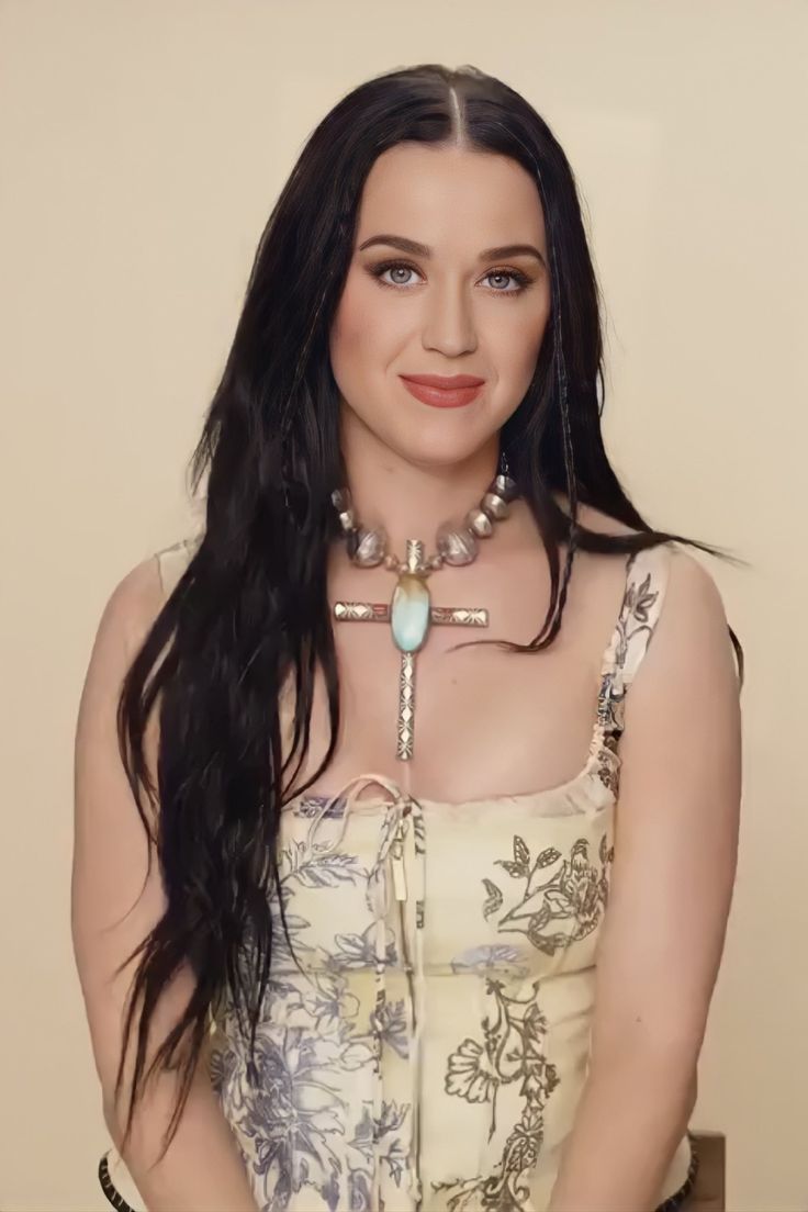 katyperry_stan's tweet image. Katy perry is the only correct answer this woman has been on the hate train since 2017 without any reason 🥹💔