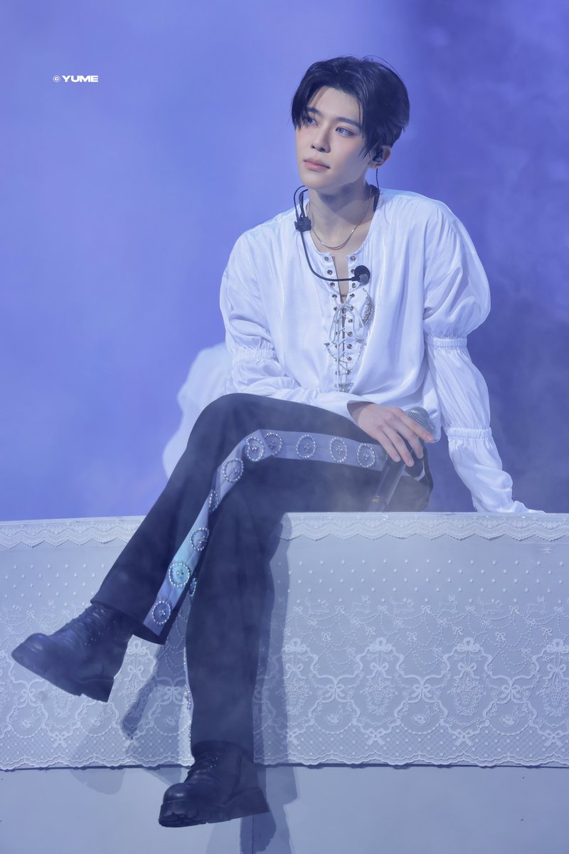 유메 tweet media