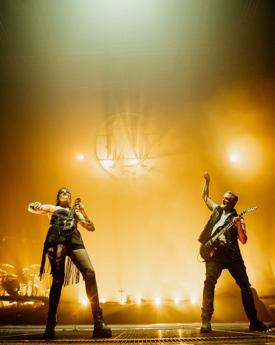 parkwayofficial's tweet image. Gracias, Madrid 🇪🇸
Your energy. Your voices. Your heart.
You gave us everything.
Until next time!

📸 @Thirdeyevisual1