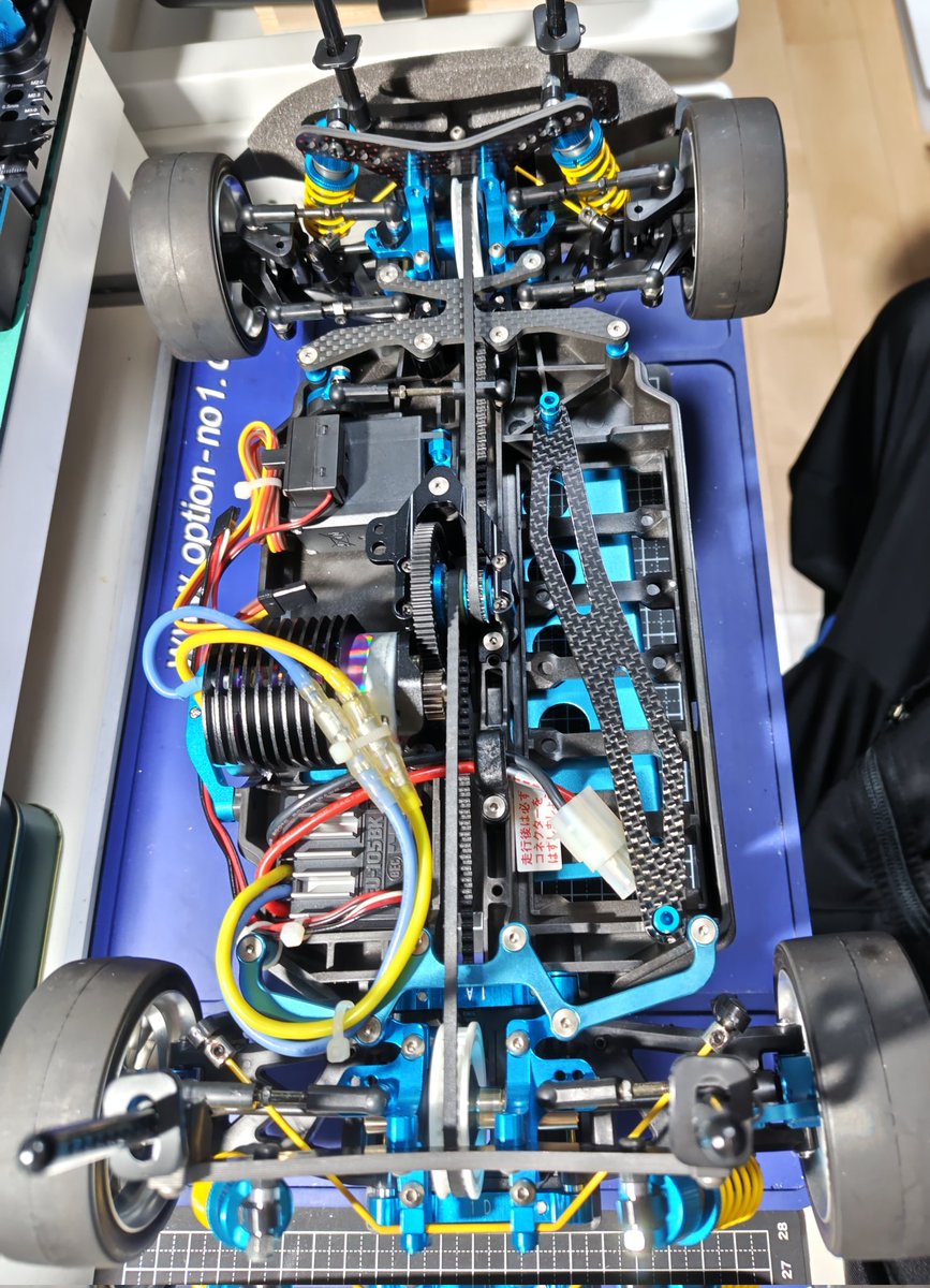 trd3000gtjza's tweet photo. 久しぶりにTA05引っ張りだして来ました🧐
#ラジコン
#タミヤRC
#TA05 https://t.co/ymX4RI6TBp