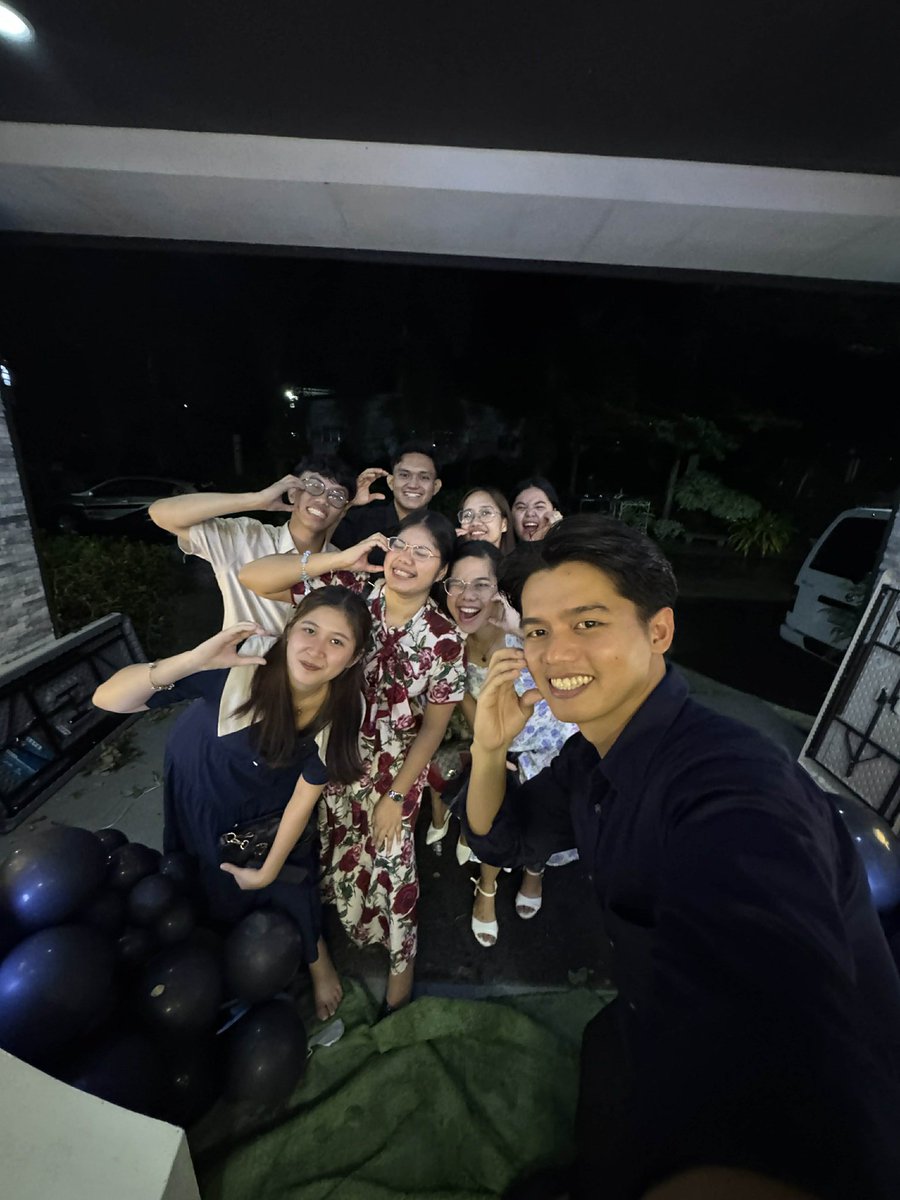 milleldsm's tweet photo. Oh, to be grateful and blessed with these best ppl 🤍🇮🇹
#MaharlikaKADIWAofficers https://t.co/jocQuiOV0v