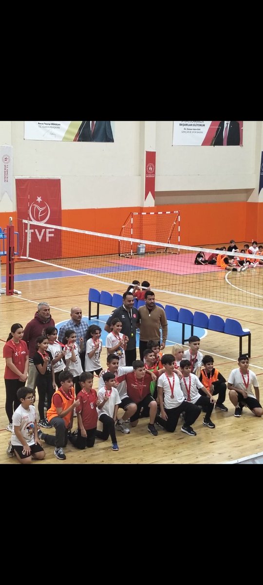 29 EKİM CUMHURİYET BAYRAMI HENTBOL TURNUVASI ( 2015-2016-2017) KUŞADASI'NDA SONA ERDİ.KATILIM GÖSTEREN VELİ VE ÖGRENCİLERİME TEŞEKKÜR EDERİM. DOĞRU YOLDA EMİN ADIMLARLA.<a href="/Serhattepegmai1/">Serhat YIĞMATEPE</a>   <a href="/Serdareler4/">Serdar Eler</a>
