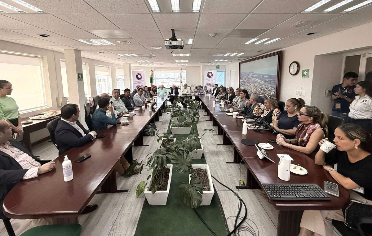 Sesión de Afiliados de #CANACINTRA #Tampico, realizada en las instalaciones de la Administración del Sistema Portuario Nacional de Tampico #ASIPONA