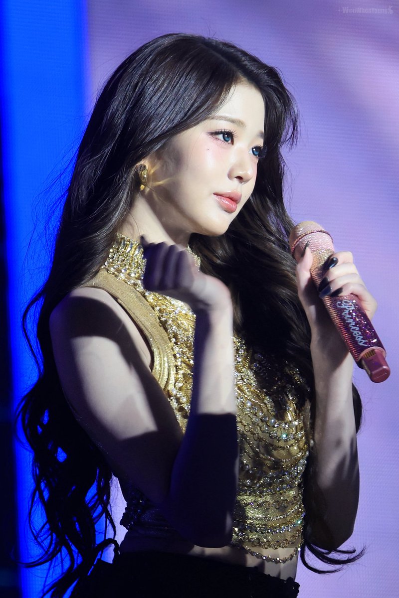 251102 SHOW WHAT I AM

#장원영 #JANGWONYOUNG 
#원영 #WONYOUNG #아이브 #IVE