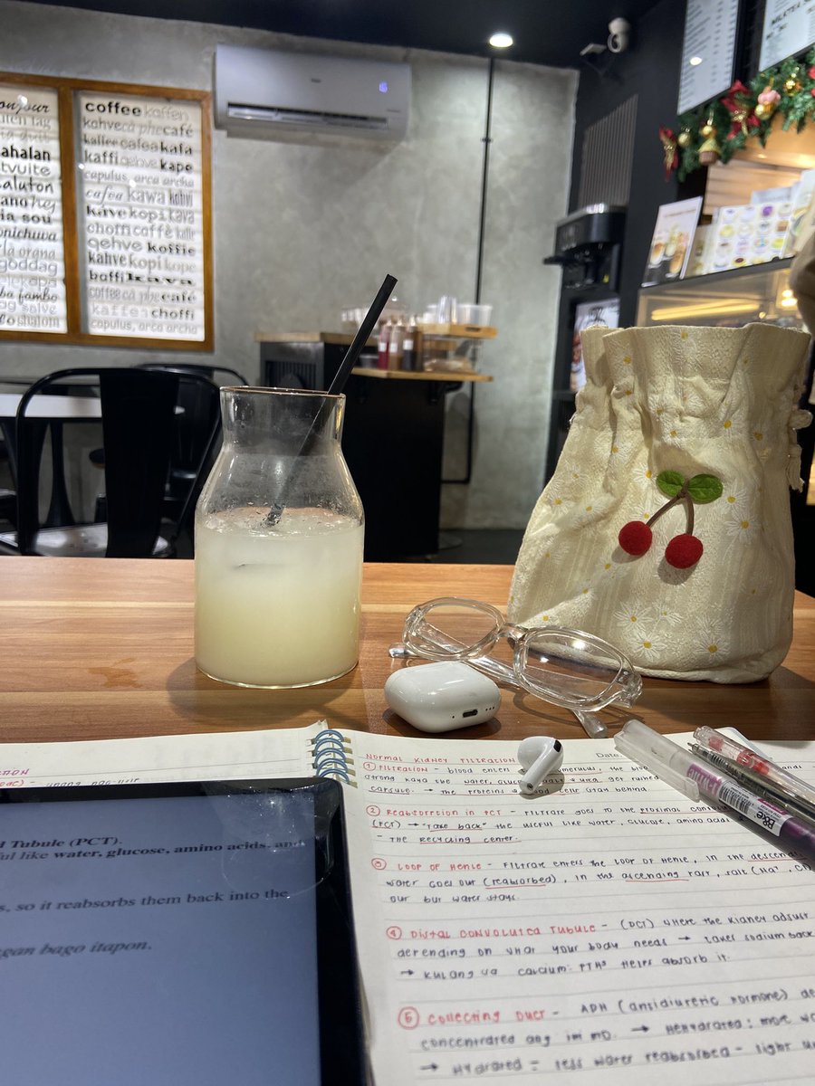 isolaua's tweet photo. took myself out on a date today ! #lifetwt https://t.co/RSRmnu7IZc