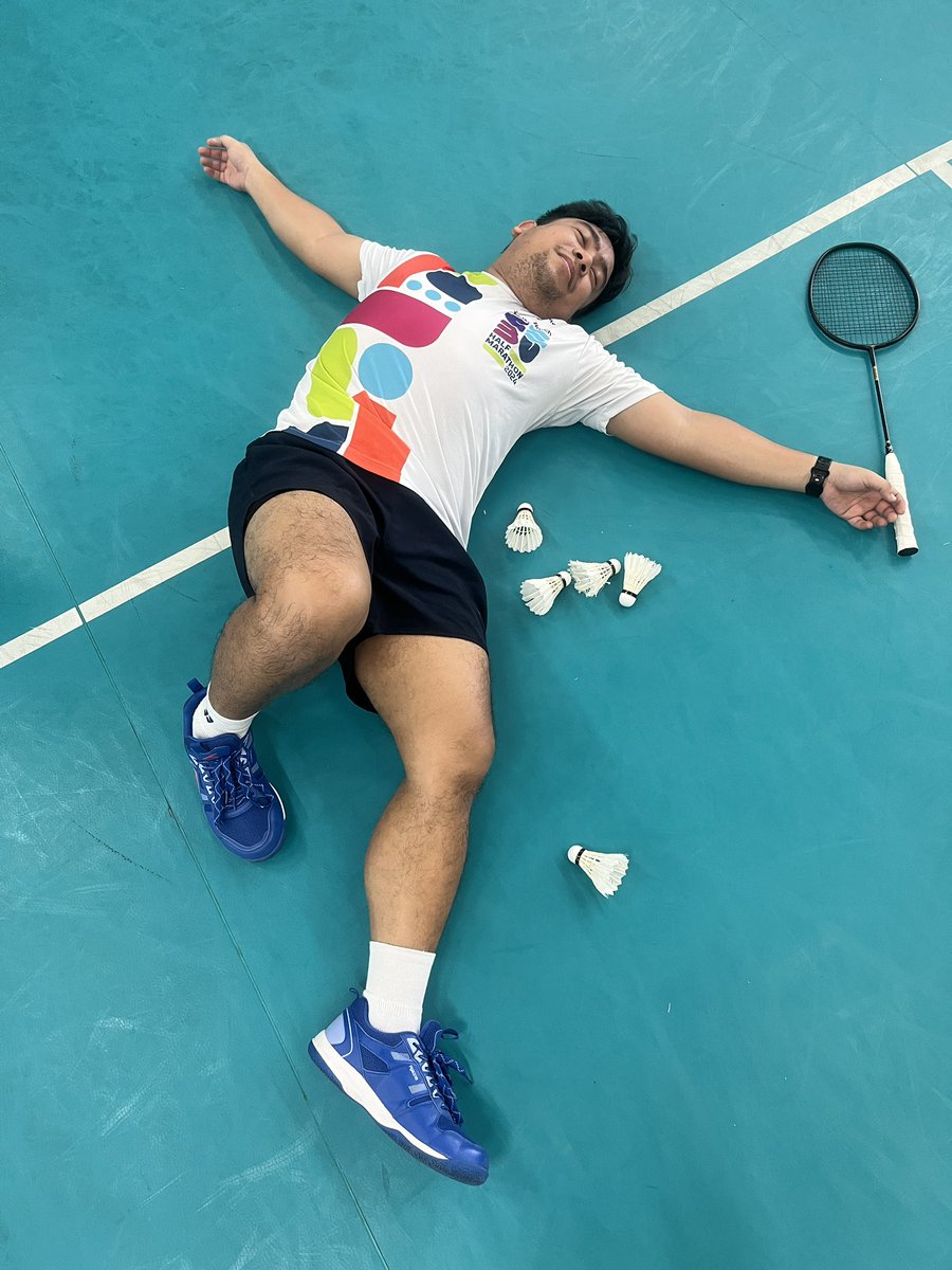 hye_junbae's tweet image. Badminton in the afternoon 🥵🥵🥵