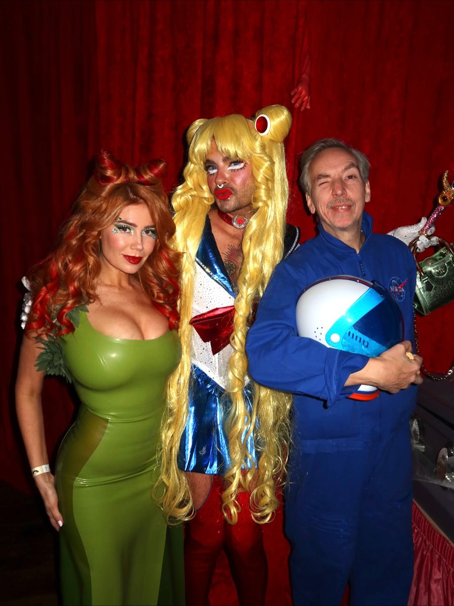 CGold35145's tweet photo. Bill, Palina and Olli 🤩🥳
#HeidiHalloween https://t.co/wEzX5DENM6