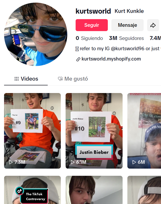 Shadowz_es's tweet image. Aunque la película se estrenó en 2020, Joe Keery, protagonista de #SPREE, continuó publicando contenidos en la cuenta de #TikTok de su personaje, Kurt Kunkle (@kurtsworld), durante dos años más. COMPROMISO.

Me gusta y suscribir: shadowz.es/content/spree-…