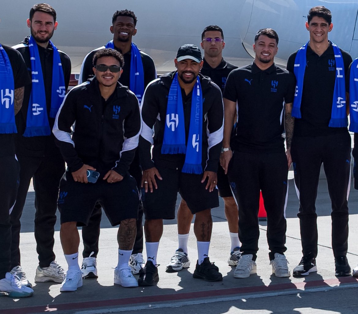 hilalstuff's tweet photo. 🚨🚨🚨🚨 كانسيلو يغادر مع بعثة الهلال إلى قطر استعدادًا لمواجهة الغرافة 🤩

عودًا حميدًا 💙💙💙 https://t.co/uIffMbY4yi