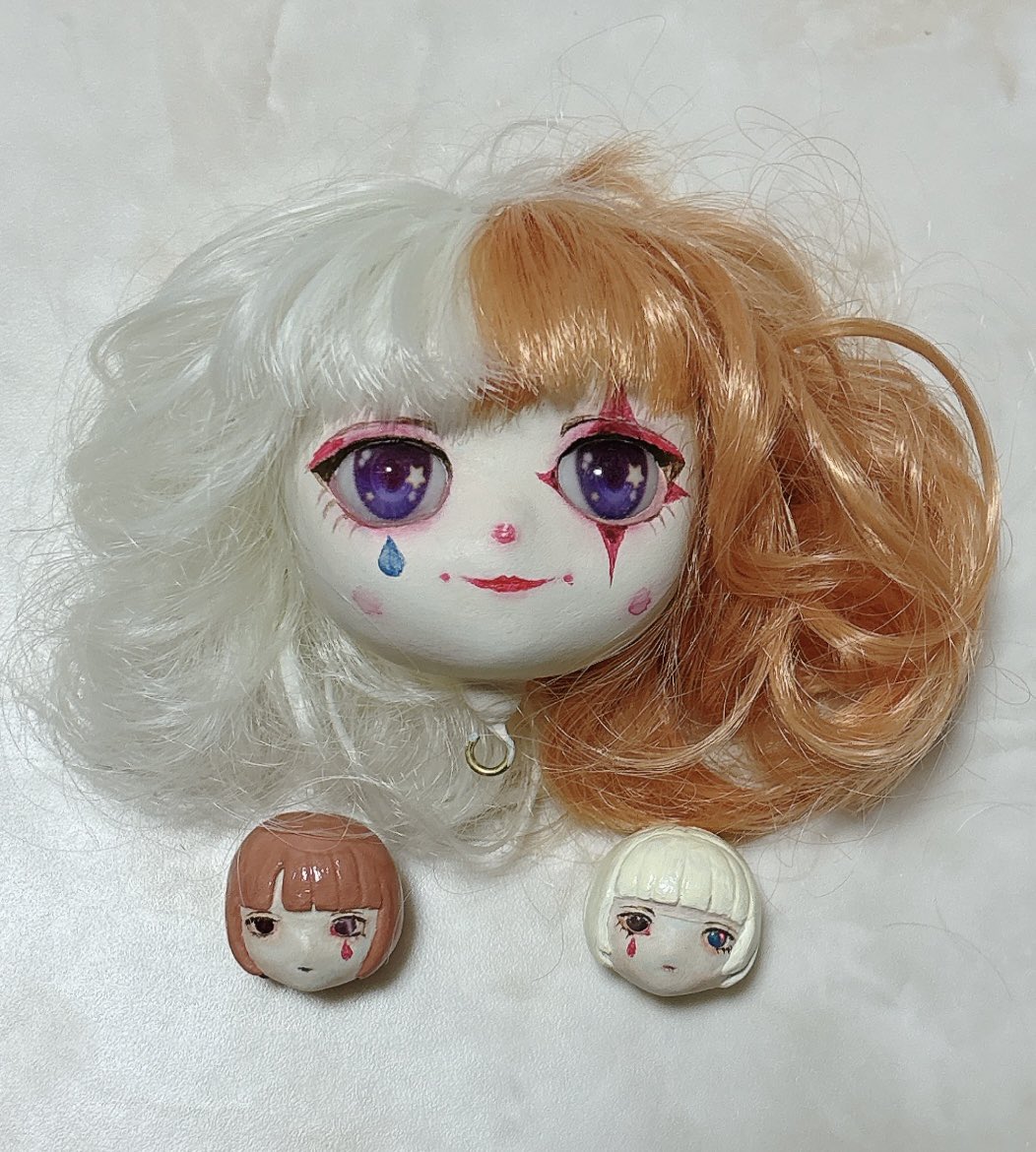 色んな国のピエロを見ながら気づいたけど、コスプレとUSJのホラーナイト以外でピエロを生で見たことない…サーカスに行けば本物のピエロ(?)に会えるのか？🤡🎪