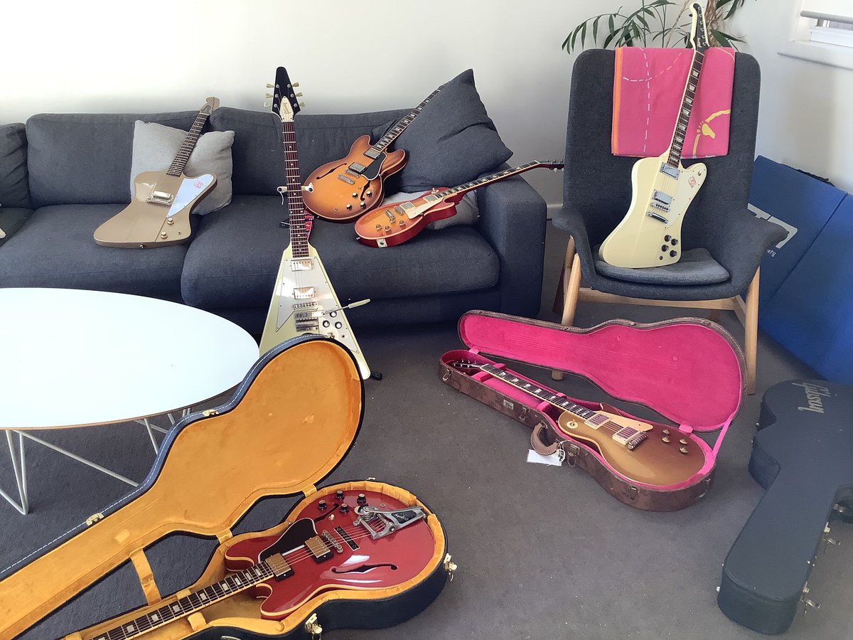 We busted out some guitars today 
LP R9
LP R4 Murphy Lab with humbuckers
67 V CS
335 In antique burst
335 with bigsby and variatone CS
FB V
FB i - JB Epi

Fun was had!