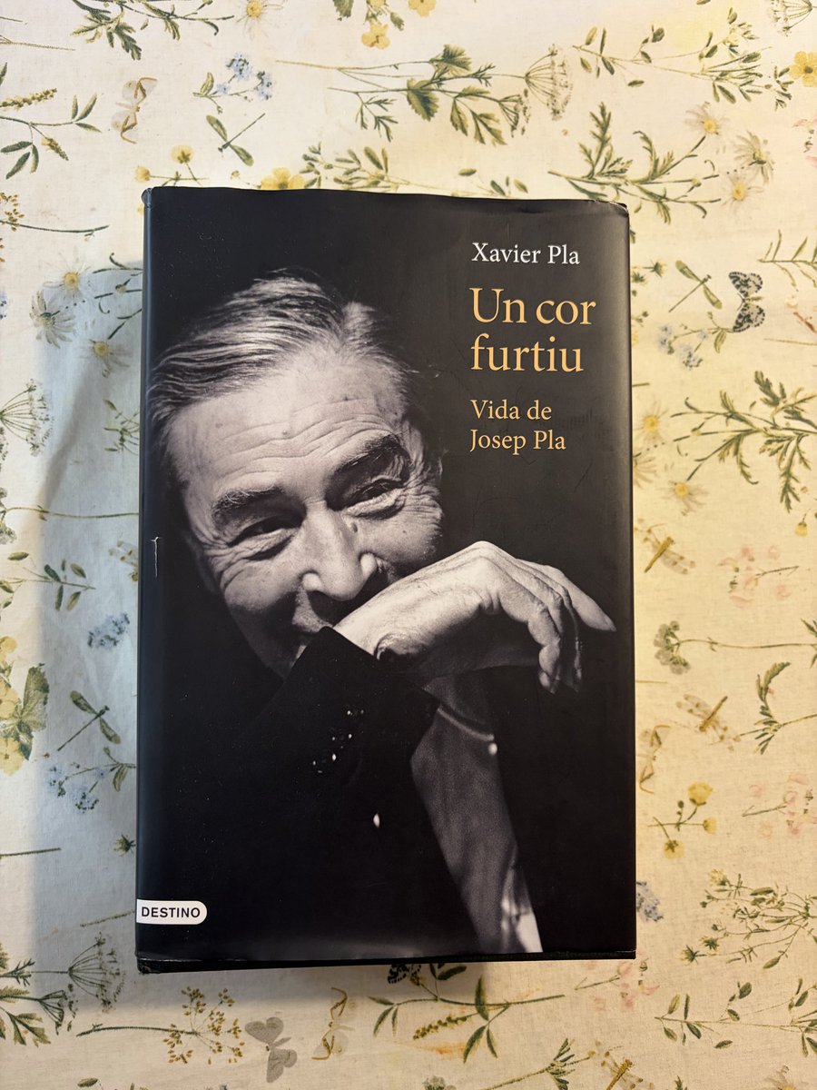 Aquest llibre és boníssim, important i probablement dels millors que s’hauran escrit en els darrers deu anys a casa nostra. Em trec el barret, <a href="/PlaXavierpla5/">Xavier Pla</a>