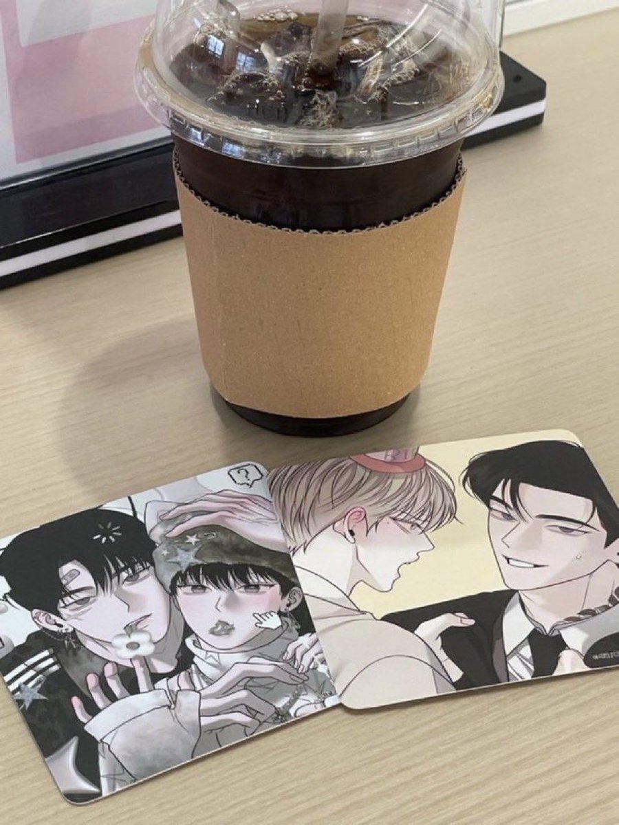 MYLOVEJ1MIN's tweet photo. #와글작가전 #와글 #월구 #엎피 #봄툰 #모펀 #콜라보카페 https://t.co/83jSXNvIP6