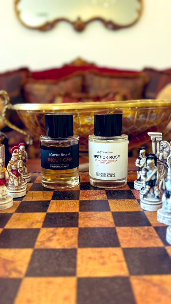 على الشطرنج يتواجه عطران لا يعرفان الهزيمة 🔥♟️
ولا تفتكروا فيهم واحد هيطلع مهزوم ؟ 

#SOTD 
#fredricmalle 
#Roadglide_007 
#harleydavidson