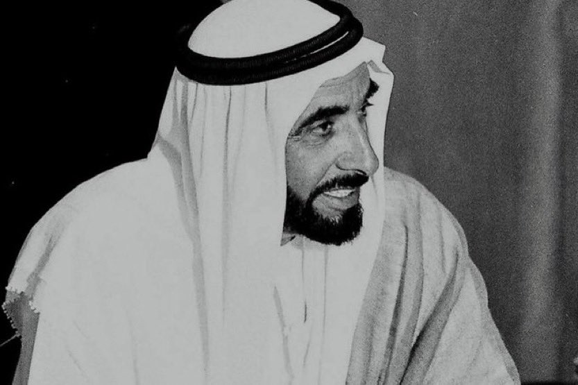 Suhxill's tweet photo. ٢ نوڤــمبر ٢٠٠٤

اللَّهم أرحم بـانـي الـدار 
وأسـكنه الفردوس الأعـلى.

#ذكرى_وفاة_الشيخ_زايد https://t.co/ktuvZIwioT