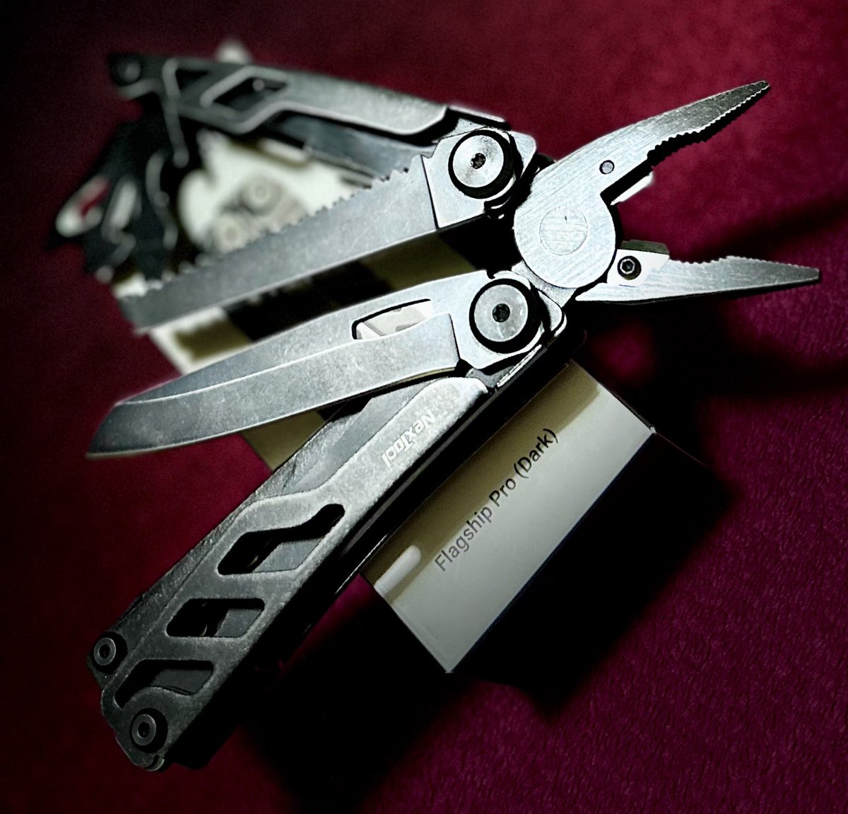 GzlLuvCOLDSTEEL's tweet photo. NexTool Flagship Pro ストーンウォッシュブラック EDCマルチツール。
#NexTool
#マルチツール https://t.co/URLrhH9XsC