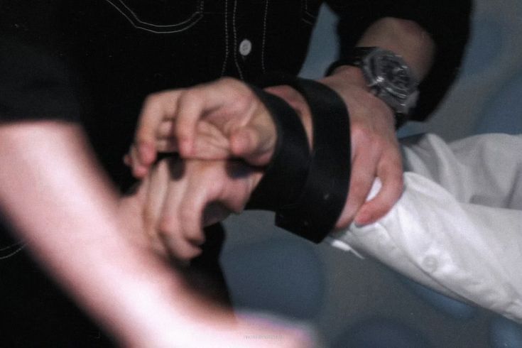 여기. 살짝 찍으시면 됩니다.
구질구질하게 여기까지 하게 만드시네 꼭. 
나 나쁜 짓은 다 끊었었는데...