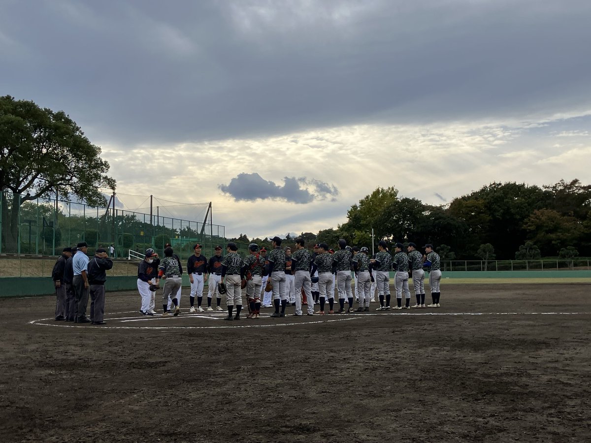 【11/2 鎌倉市大会準決勝in 笛田公園】

vs  プラスターズ鎌倉様
10-0⚪︎

岡、庄司の快速コンビの好走塁や島袋の完璧なホームラン等着実に加点し、５回コールド勝ち！
来季の上部大会への切符を手にしました！

《本日の勝手にMVP》

西沢
5回完封に加え、打者として長打2本と気を吐いた！