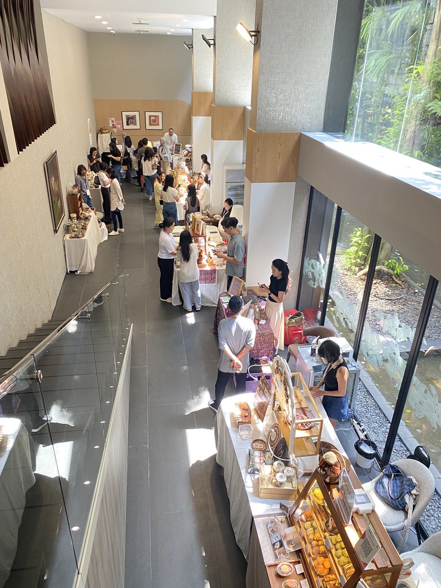 👋🏼😬 hi!! Weekend ini juga kita ada pop up store di Forme Jl Wijaya 1 untuk event Kokken Baked &amp; Ceramics