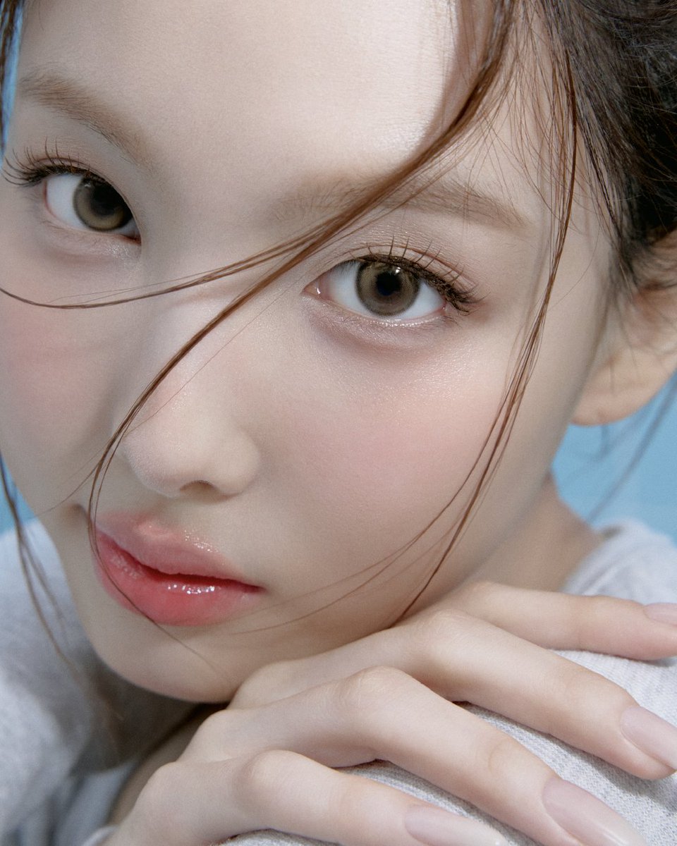 nayeonayeo95's tweet image. とと新垢デビューしましたー😭🙌🙌
あらためまして、皆様これからも宜しくお願いします🩵🫶

🐰「もー何してたのよ❗」
🐟「垢乗っ取られました😅」
🐰「プロフィール進化してないのね😮‍💨」
🐟「大変だったんですから💦」
🐰「でもお帰り☺️」
🐟「ナヨンさーん😭好き🫶」

#NAYEON
#ナヨンのお口守り隊