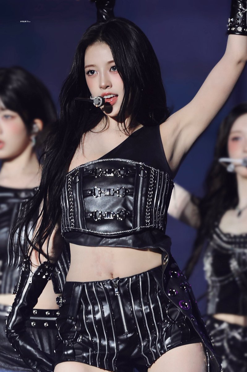 251102 #YUJIN #ANYUJIN #안유진 #ユジン #IVE #아이브