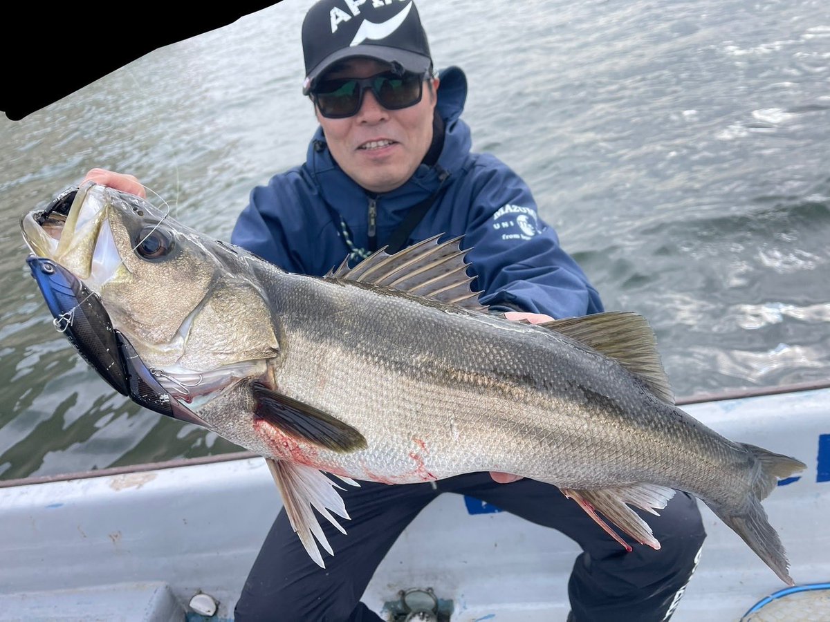 GT6_imp's tweet image. 本日はsalvageナバル船長 早朝便
修行が足りずビクベでは出せず…😅
先日のシーバスフェスタで買ったダビンチで😆
＃salvage
＃ELEMENTS