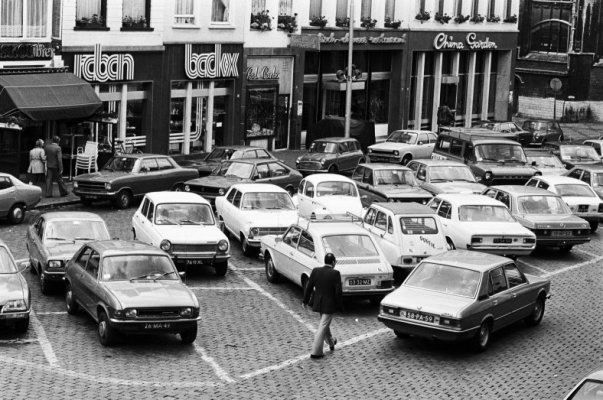 GeorgeCochrane1's tweet image. 1100, Simca 1100... Reserved. 

#SimcaSunday #Simca