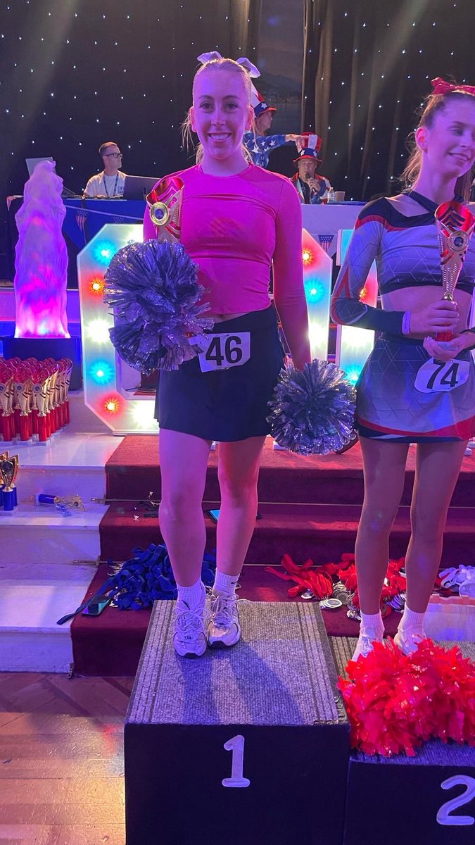 Miss Davis tweet media