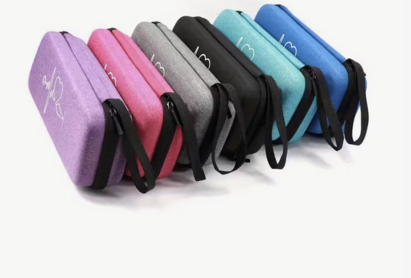 Medic_Essence's tweet image. Your stethoscope deserves a safe space 🩺
Keep it protected with our durable Stethoscope Carry Case.
Available in displayed colors.
Price: N10,500 only
#MedicEssence #MedicalAccessories #MedLife #stethoscope