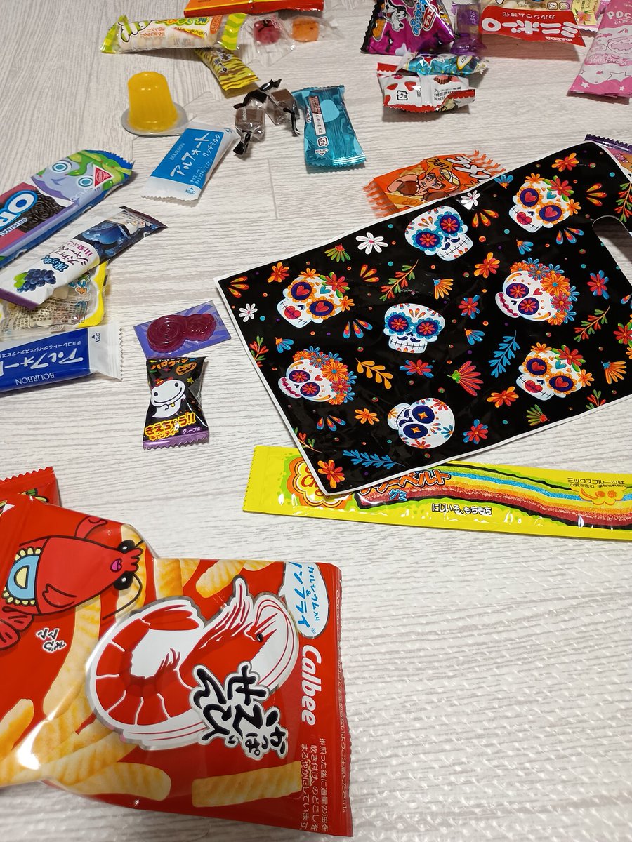 ナタリー　イサエバ製作　不思議な狐 ナタリー イサエバ製作 不思議な狐