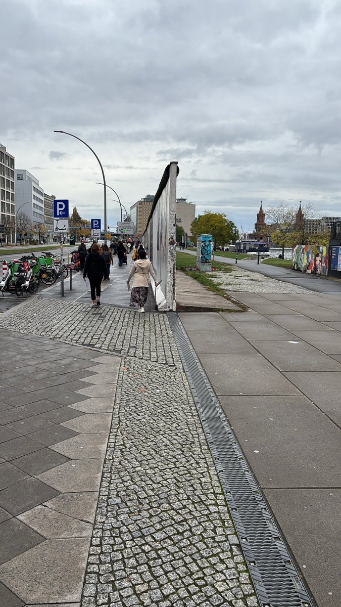 JMSGerman's tweet photo. Day 3.  Just about to leave the Eastside Gallery and head to the Olympic Stadium. https://t.co/qhNHikCu2L