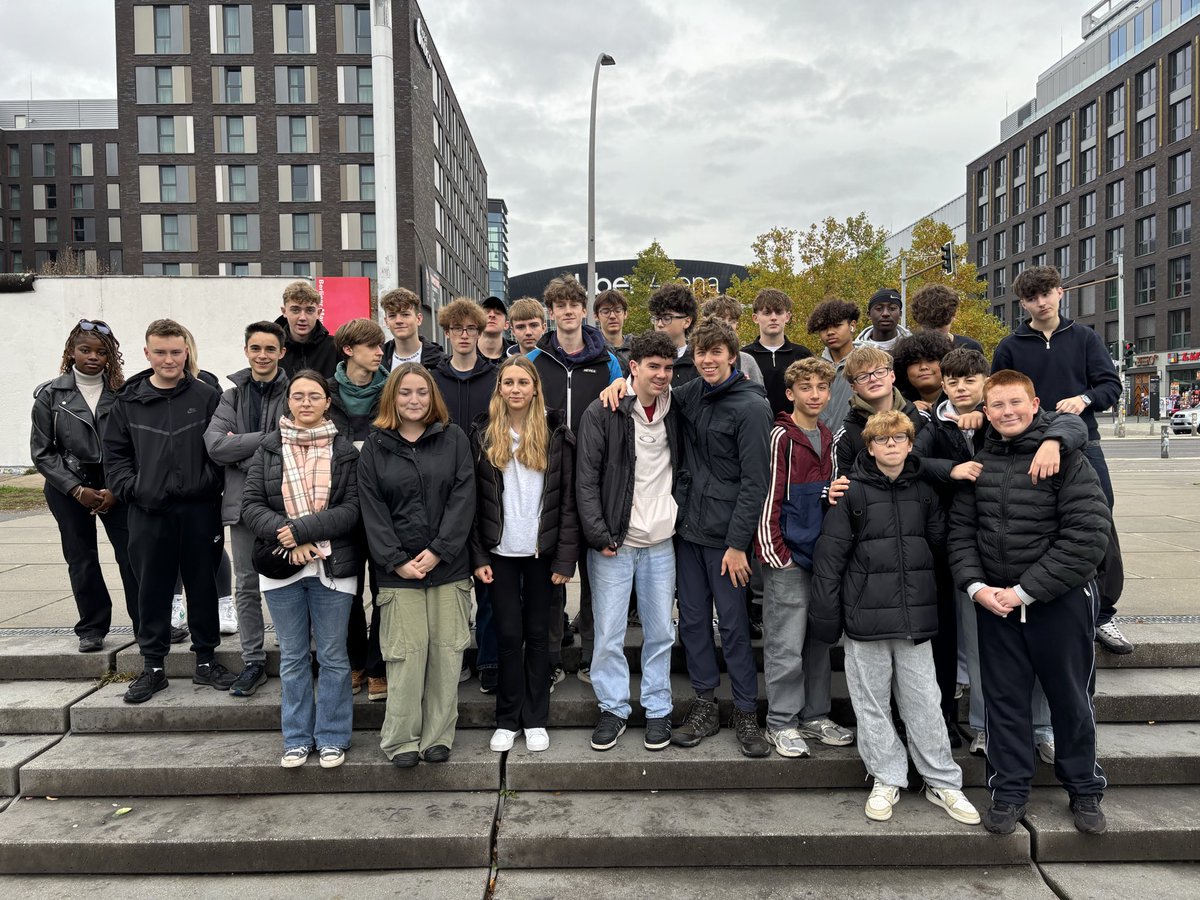 JMSGerman's tweet photo. Day 3.  Just about to leave the Eastside Gallery and head to the Olympic Stadium. https://t.co/qhNHikCu2L