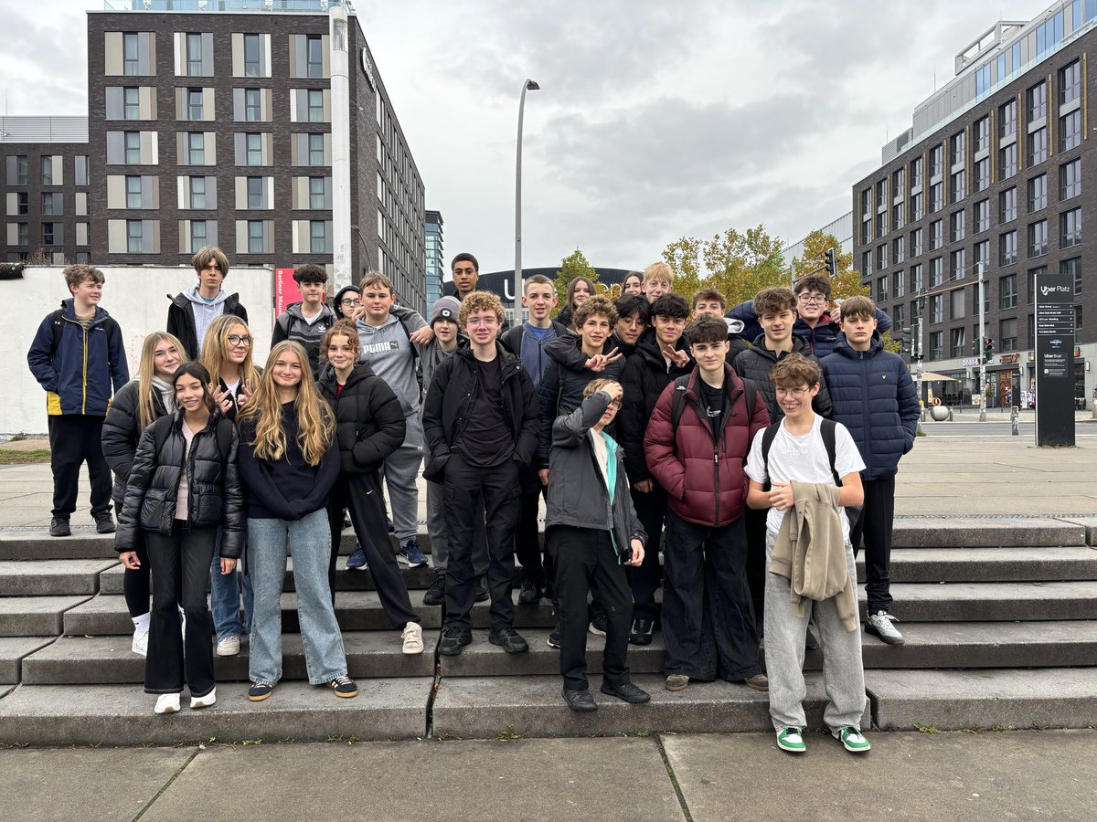 JMSGerman's tweet photo. Day 3.  Just about to leave the Eastside Gallery and head to the Olympic Stadium. https://t.co/qhNHikCu2L