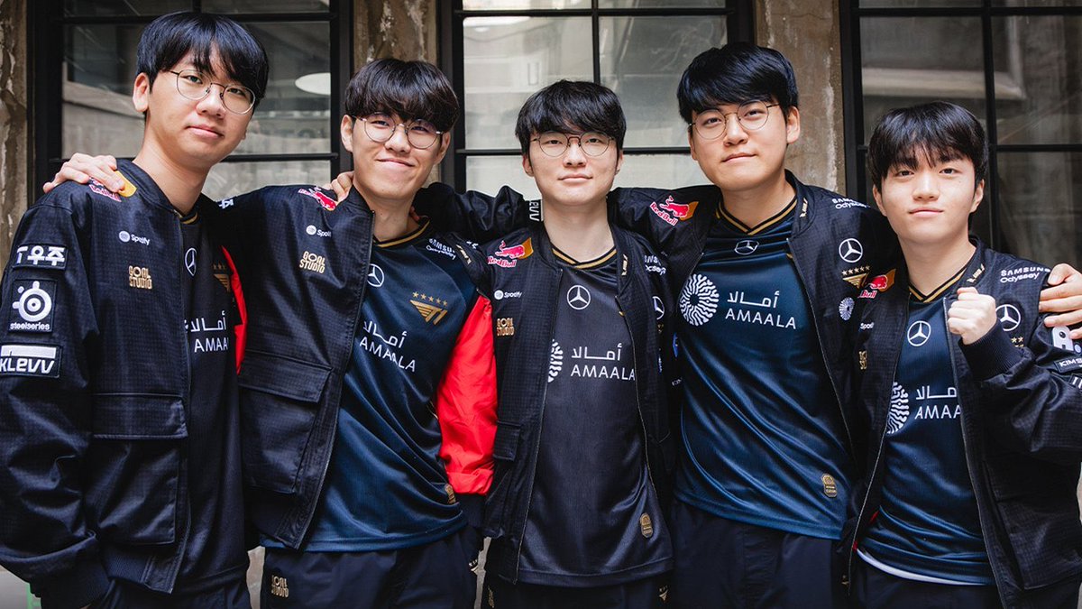 rideonFaker_'s tweet photo. Oner, Faker, Gumayusi and Keria’s 4TH WORLDS FINALS appearance in a row.

And Doran’s very FIRST WORLDS FINALS appearance. 🥹💖

I AM SO HAPPY. THEY DID SO WELL. I AM SO PROUD OF THEM. I AM SO PROUD TO BE DOFGK’S FAN. I LOVE THEM SO MUCH, THEY DESERVE IT. 🩷 https://t.co/UnKxDOAGSJ