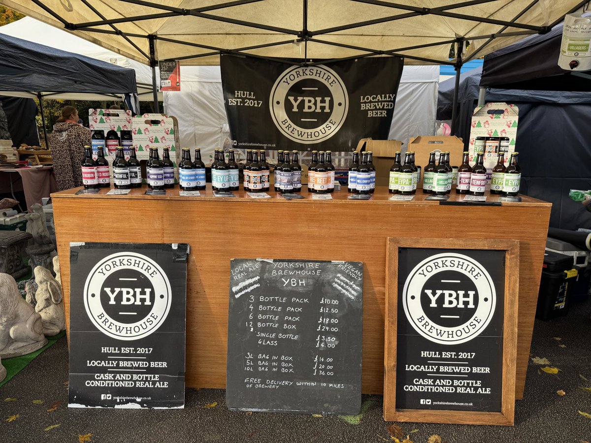 All setup at the Humber Bridge Market with our full range of bottle conditioned real ale. The rain has stopped and the sun is shining 😎🍻