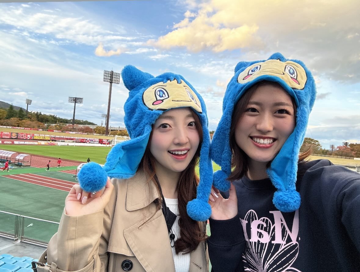 #福島ユナイテッドFC 戦、ManamiとSahoで観戦🏟️✨
見事勝利しました！！
現地にて、サポーターの皆さまと一緒に盛り上がることができ、とても嬉しかったです📣
ありがとうございました🩵

#FC大阪 #FC大阪チア #fcosaka #AQUA #チア #Jチア