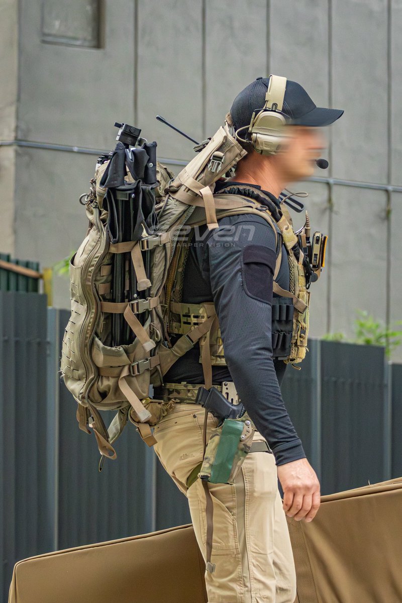 seven007media's tweet image. Counter-snipers from the 1st SFG
(Airborne), part of the CIF unit providing security for the POTUS during his visit to Kuala Lumpur.

#CIF #CTAC #SOF #SF #greenberets
#SOCOM #USASOC #CAT #SpecOps #PSD