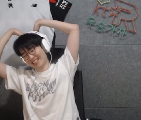 rascal_taki's tweet image. 김광희가 중계하는 희노애락이 담긴 통신사대전이 보고싶다고.