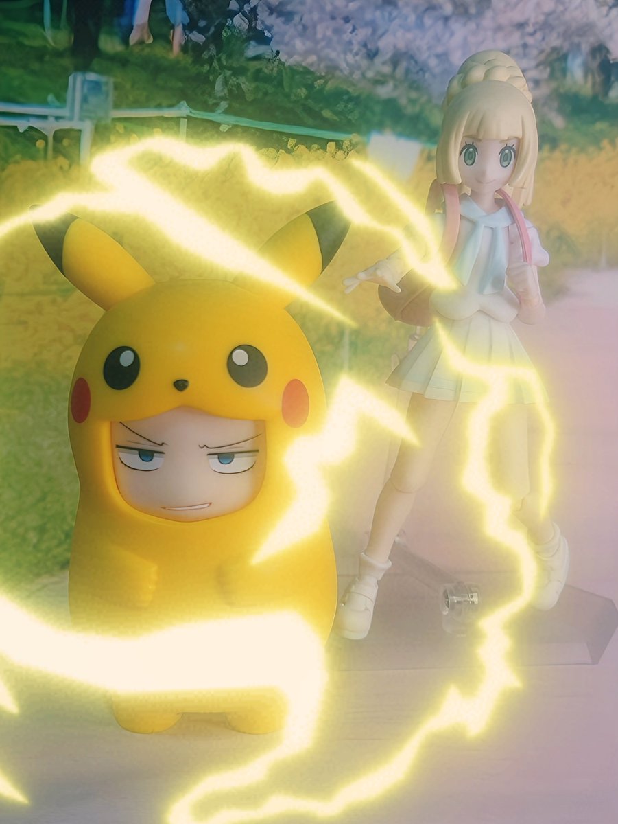 #夜のフィギュア撮影会
#いたら嫌なポケモン 3匹目
理不尽にキレるマケイン(八奈見杏奈)ピカチュウ。しょうりヒロインを電撃で黒焦げにするぞ！