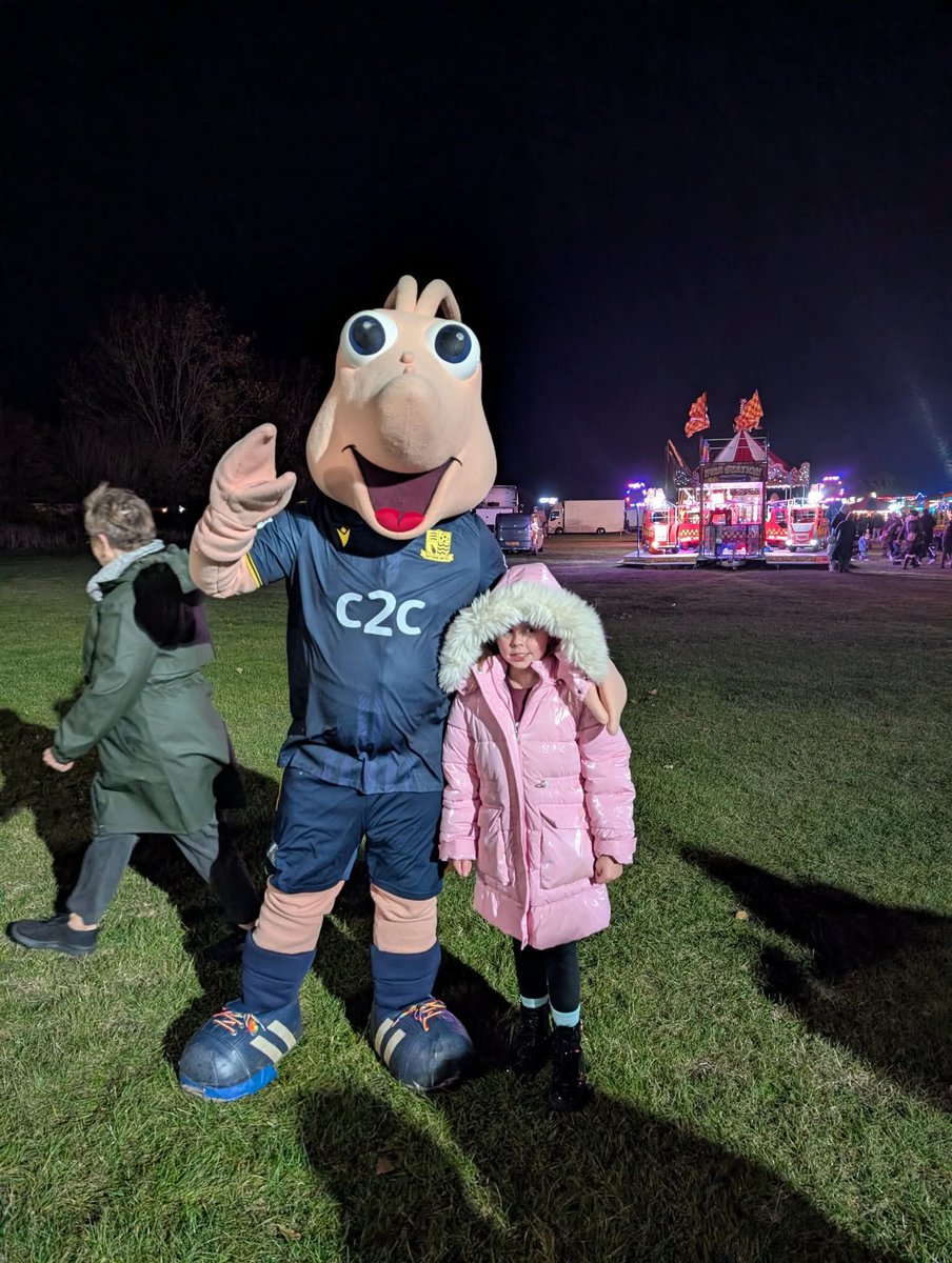 Last night I turned on the fireworks at The Big Beach Bang and had so much fun💙 did you see me ?