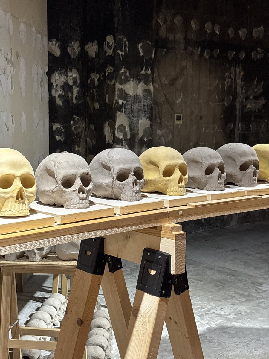 BENTEN2行ってきた
なんか、すごいだるい気持ちで行ったけど着いてみりゃあー楽しかった
都市の再野生化ってコンセプトはぜーんぜん分かんなかったけど